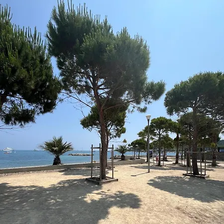 Apartamento Relax At Basette With Large Garden And Swimming Pool Just A Few Minutes From Beaches *