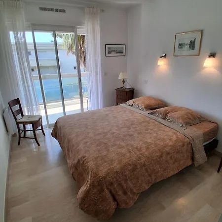 Relax At Basette With Large Garden And Swimming Pool Just A Few Minutes From Beaches Apartamento